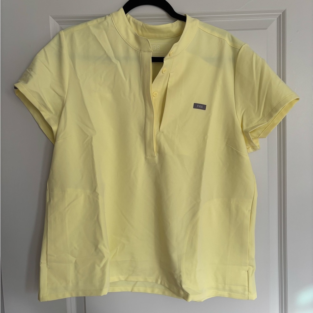 Figs Francesca Henley Scrub Top in Sunlight size L
